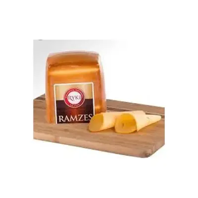 Сир копчений Rycki Ramzes 1кг Польща