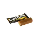 Батончик з арахісом і карамеллю в шоколадно-молочній глазурі “Sunnyland” 38 г