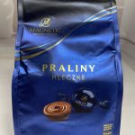 Цукерки з начинкою вершкового пралине у молочному шоколаді Magnetic Praliny Mleczne 154г Польща