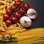 Макаронні вироби Фусиллі з томатом та шпинатом ITALIAMO Fusilli pugliesi Tris 500г Італія