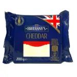 Сир твердий Чеддер Britanny’s Cheddar 200г Польща