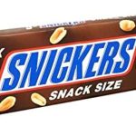 Шоколадний батончик SNICKERS 40 г Великобританія