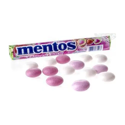 Жувальні драже Mentos Erdbeere mix полуничний 37.5 г