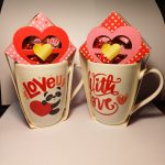 Подарунковий набір Чашка+цукерки пралине 50г  Becky's Loveu Нідерланди