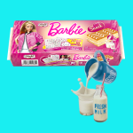 Тістечко бісквітне з молочним кремом + 70 наклейок для нігтів Freddi Barbie (10*25 г) 250 г Італія