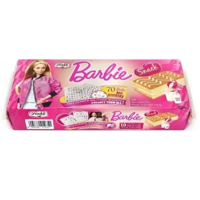 Тістечко бісквітне з молочним кремом + 70 наклейок для нігтів Freddi Barbie (10*25 г) 250 г Італія