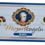 Цукерки марципанові з фісташкою у молочному шоколаді Chateau Mozartkugeln 200г Німеччина