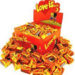 Жувальна гумка зі смаком ананасу та апельсину Love Is 420г/100шт Туреччина