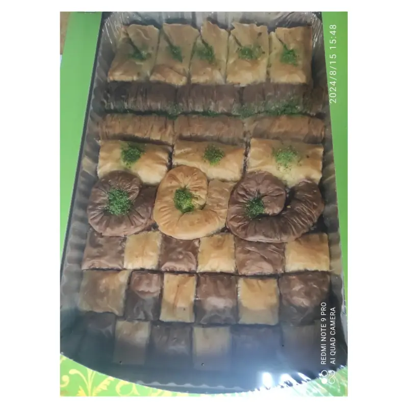 Пахула АСОРТІ з волоським горіхом і фісташкою “Сарма” Amanti, 1 кг