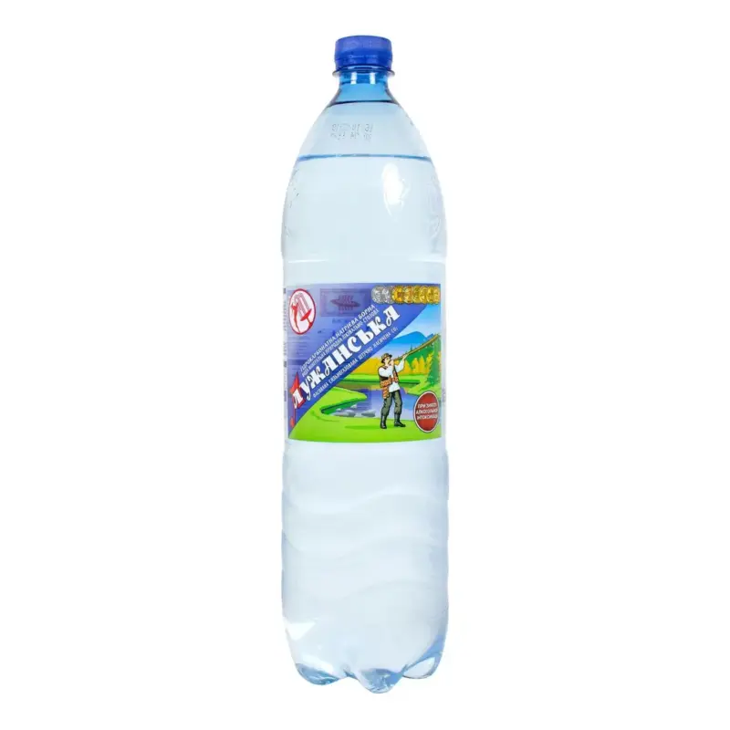 Вода сильногазированная Лужанська 1,5л ПЭТ