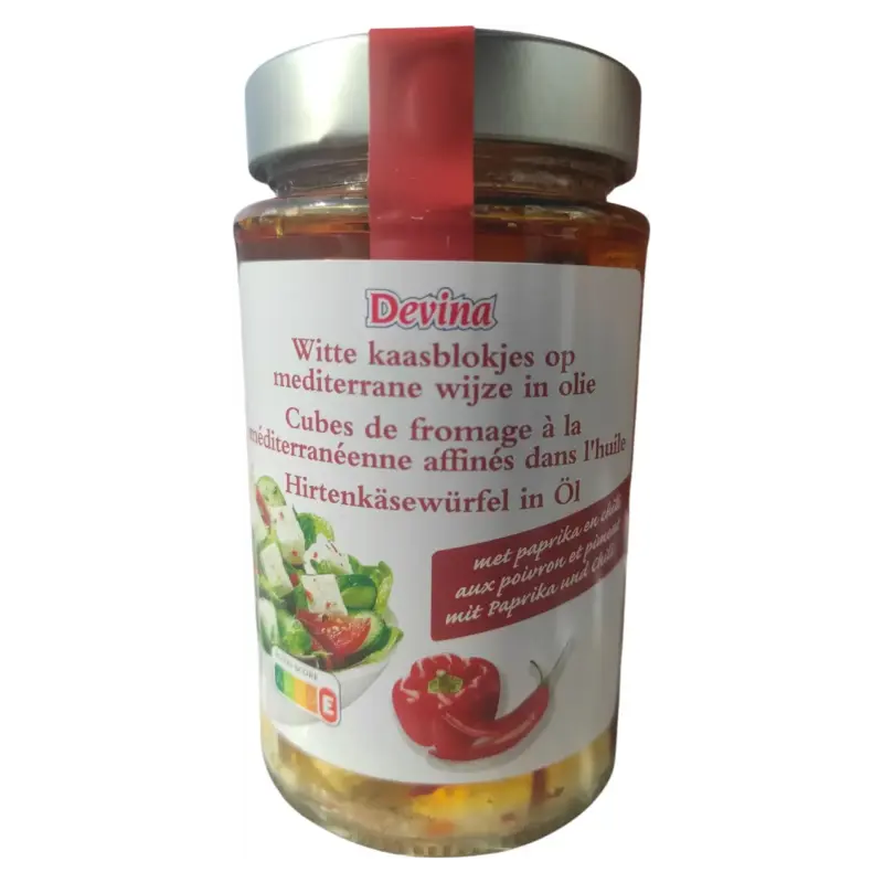 Сир Фета в олії з паприкою і перцем чилі Devina 350/180г Німеччина