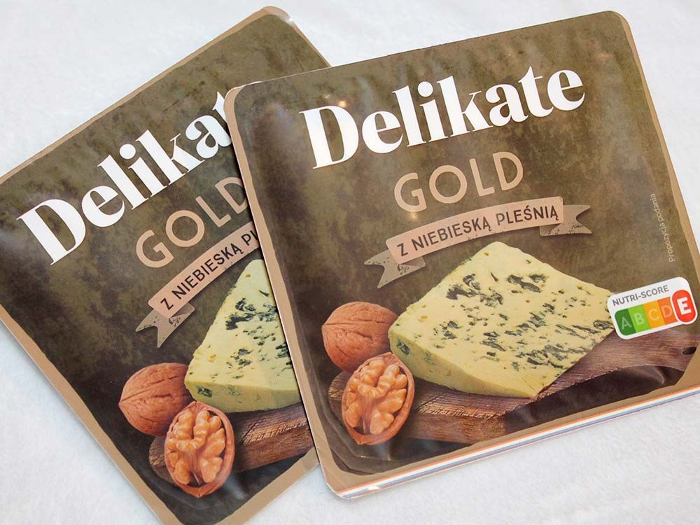 Сир із благородною цвіллю Delicate GOLD 100 г Польща
